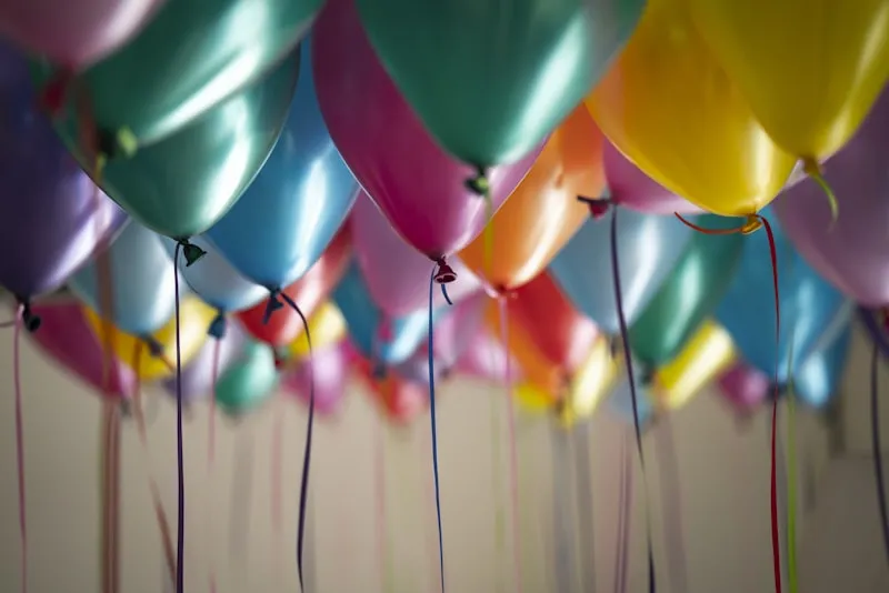 Pack Anniversaire — animation et mobilier pour fête en Loire-Atlantique